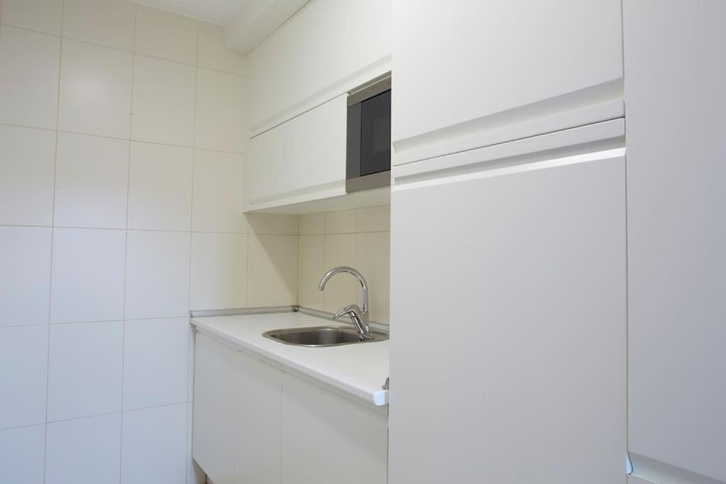 Apartamento Con Terraza A Un Paso De La Playa Gijón Exteriör bild